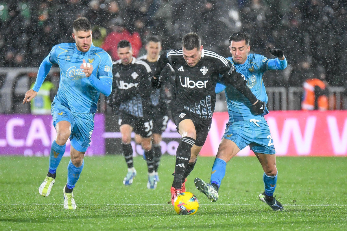 Venezia vs Como (00:00 – 09/12) | Xem lại trận đấu