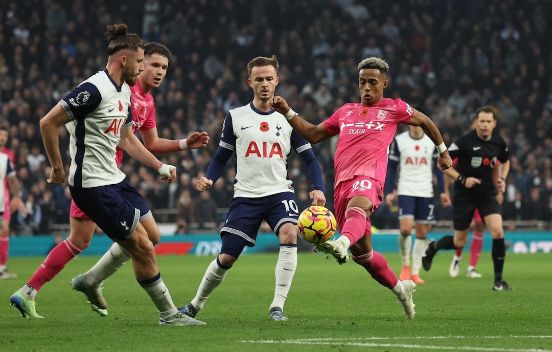 Nhận định soi kèo Ipswich Town vs Tottenham Hotspur lúc 22h00 ngày 22/2/2025 nhan-dinh-soi-keo-ipswich-town-vs-tottenham-hotspur-luc-22h00-ngay-22-2-2025-1
