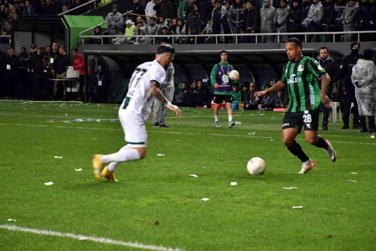 nhan-dinh-soi-keo-kocaelispor-vs-sakaryaspor-luc-0h00-ngay-1-4-2025