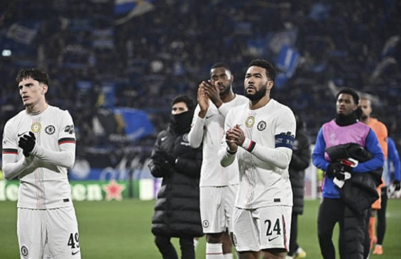 chelsea-guc-nga-o-elland-road-john-terry-mo-xe-that-bai-va-chi-thang-nhung-can-benh-kho-chua