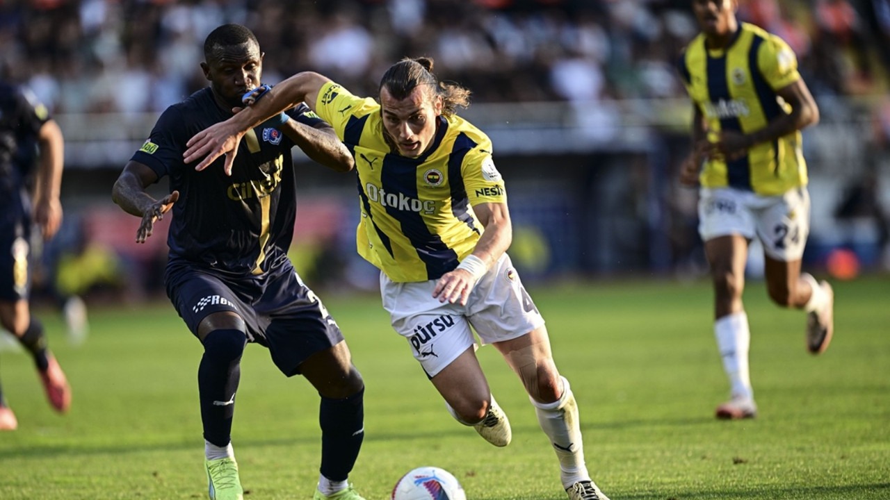 nhan-dinh-soi-keo-fenerbahce-vs-kasimpasa-luc-00h00-ngay-24-2-2026-1