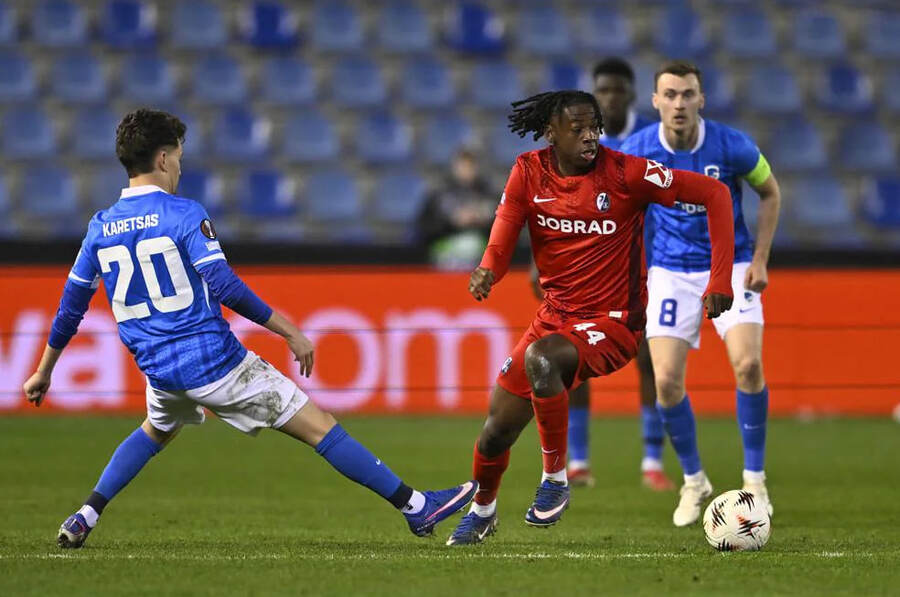 Racing Genk vs SC Freiburg (03:00 – 13/03) | Xem lại trận đấu